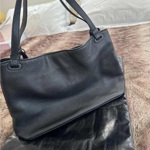 New Tory Burch Black Leather Bag (no tags) - Picture 5 of 12